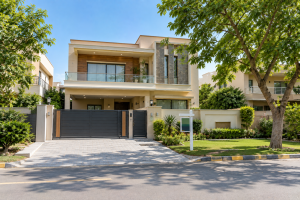 8 Marla house for sale in DHA Phase 5 Lahore, motivated seller