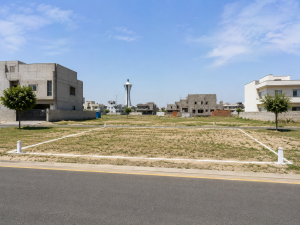 Investment plot for sale in Pine Avenue Lahore